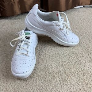Puma White Sneaker